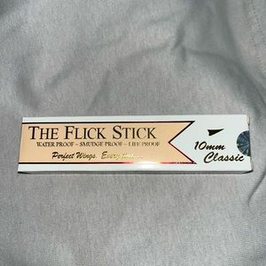 BNWB THE FLICKSTICK EYELINER PEN 2 Pack
